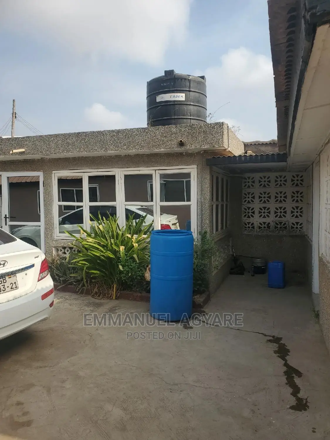 Mini Flat in Lapaz for rent