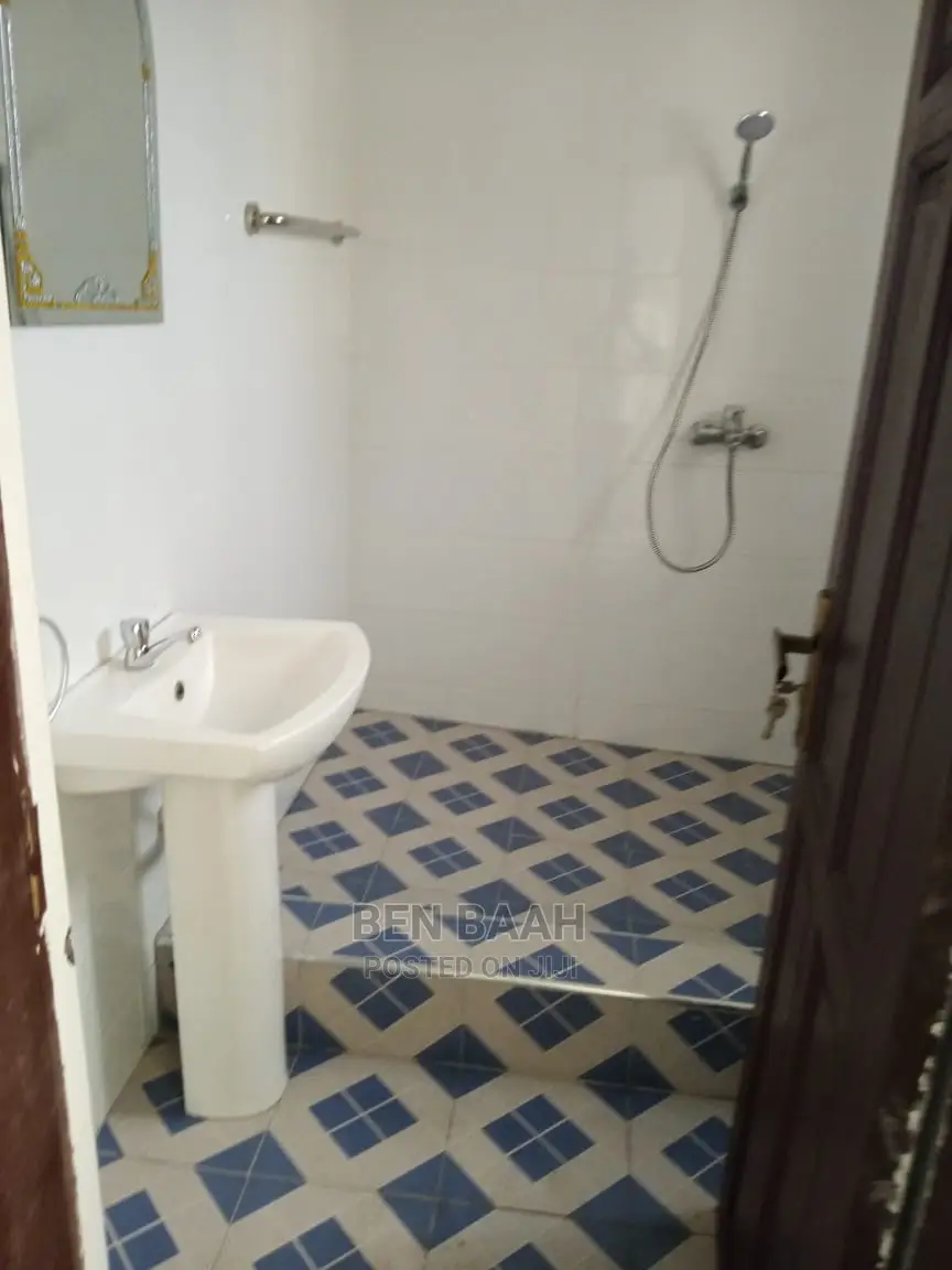 2bdrm Apartment in Ben Properties, Taifa-Burkina for rent