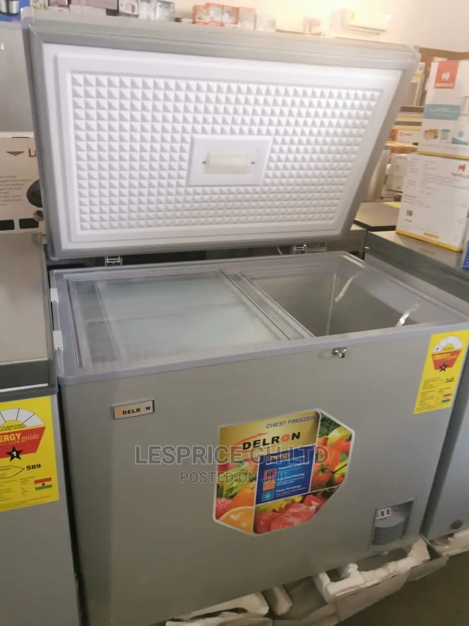 Wonderful Delron Chest Freezer 258L