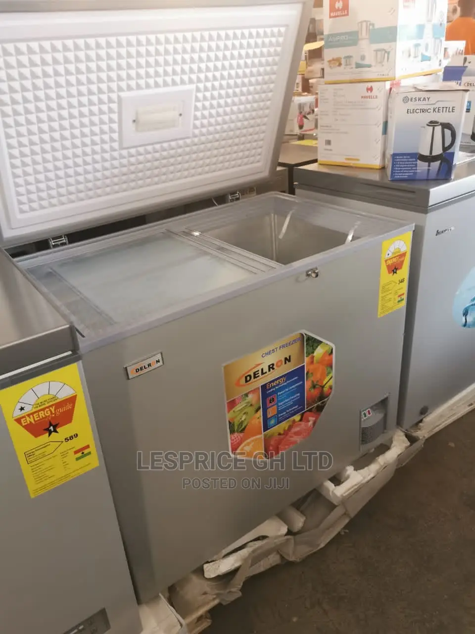 Super Cool Delron Chest Freezer 258L