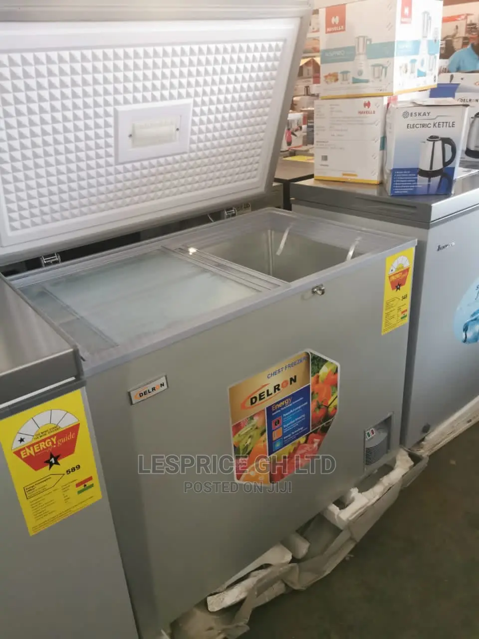 Low Noise Delron Chest Freezer 258L