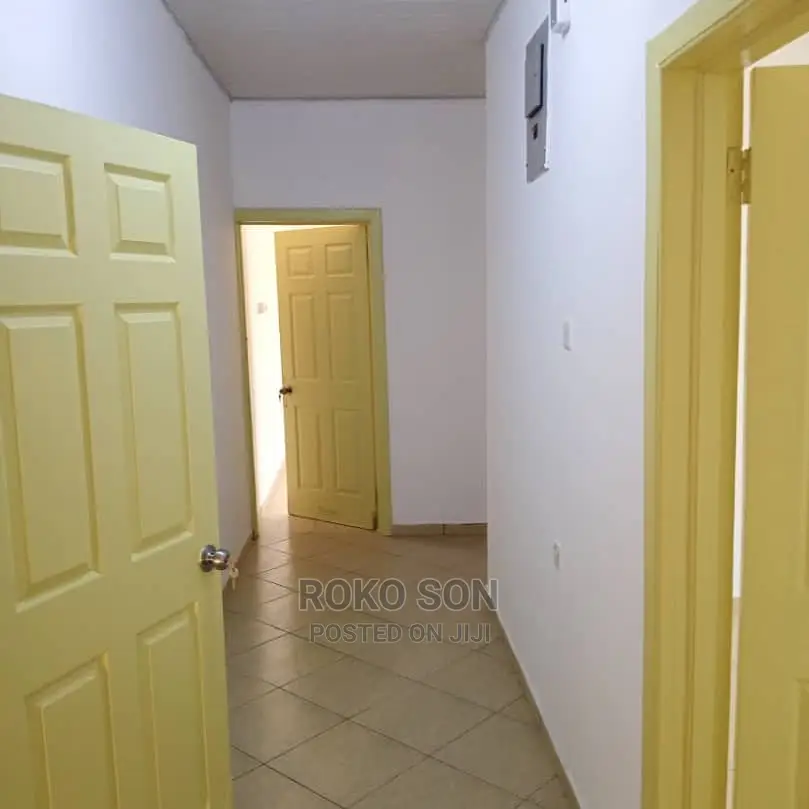 3bdrm House in Dr Roko, Spintex for rent