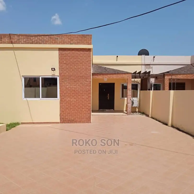 3bdrm House in Dr Roko, Spintex for rent