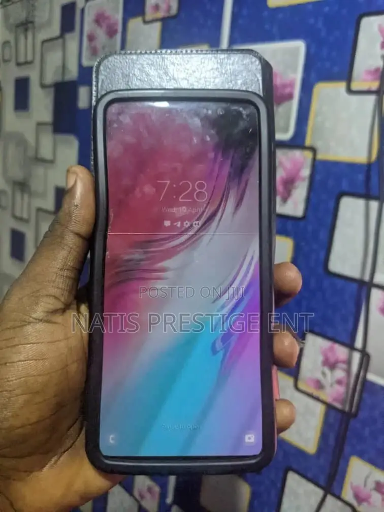 Samsung Galaxy S10 5G 256 GB Black