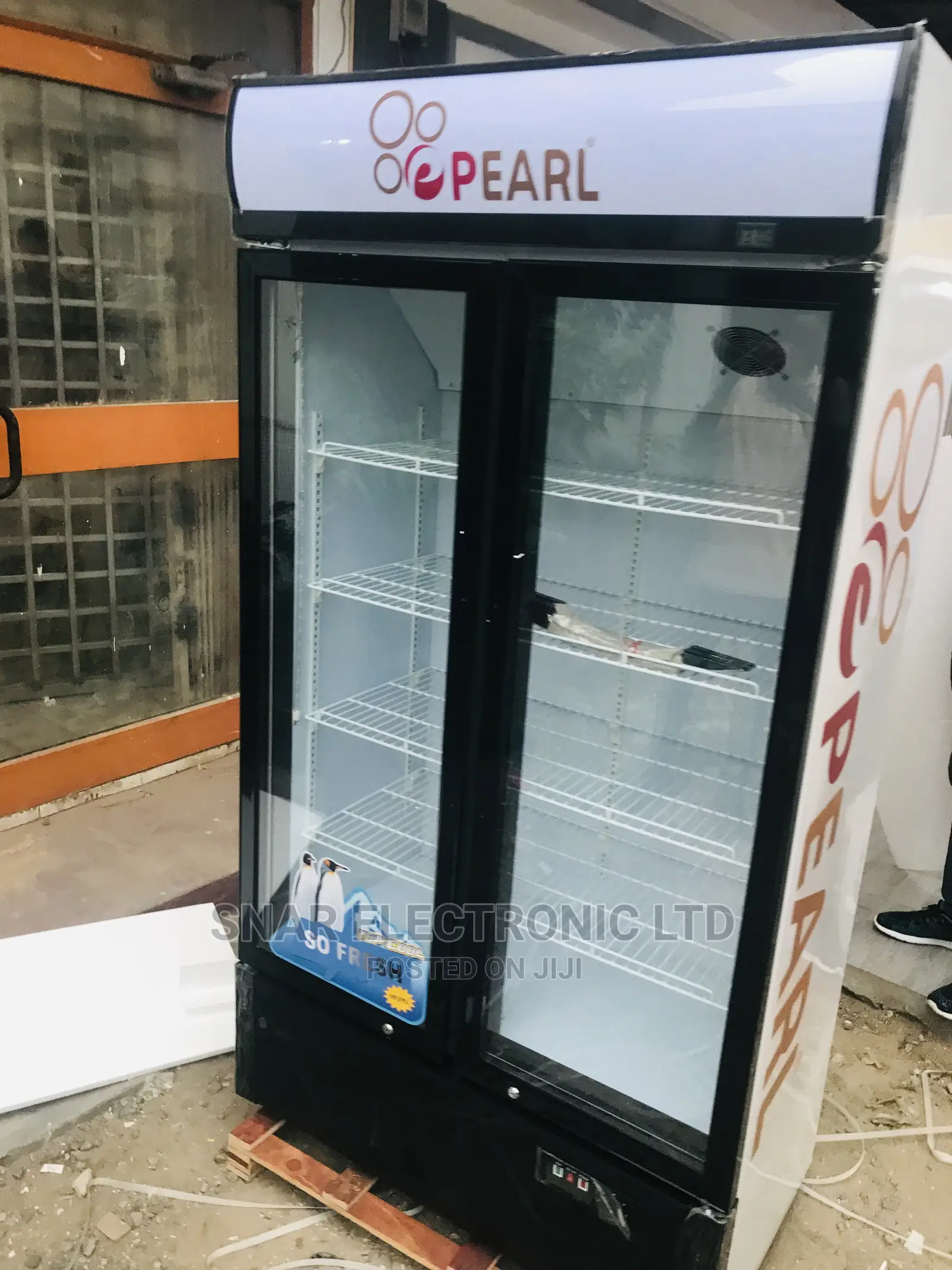 Safe Pearl 568liters Double Door Display Fridge / Beverage