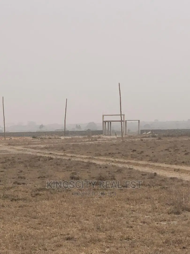 Vantage Place to Secure a Plot