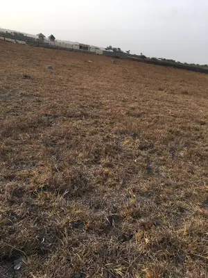 Vantage Place to Secure a Plot