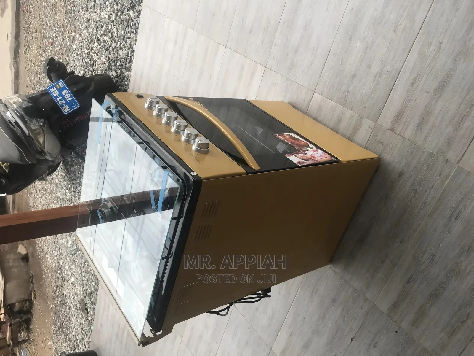 Quality Volcano 4 Burner With Oven and Grill 