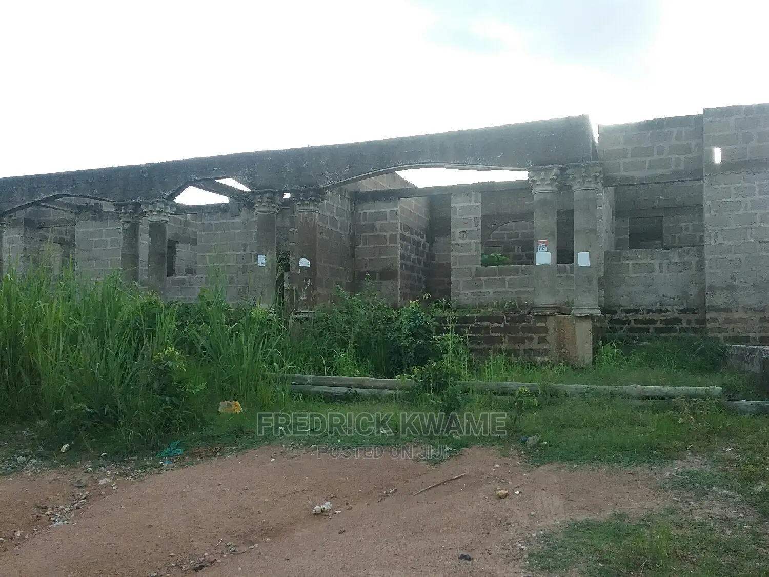 5bdrm House in Brother K Estate, Kumasi Metropolitan for sale