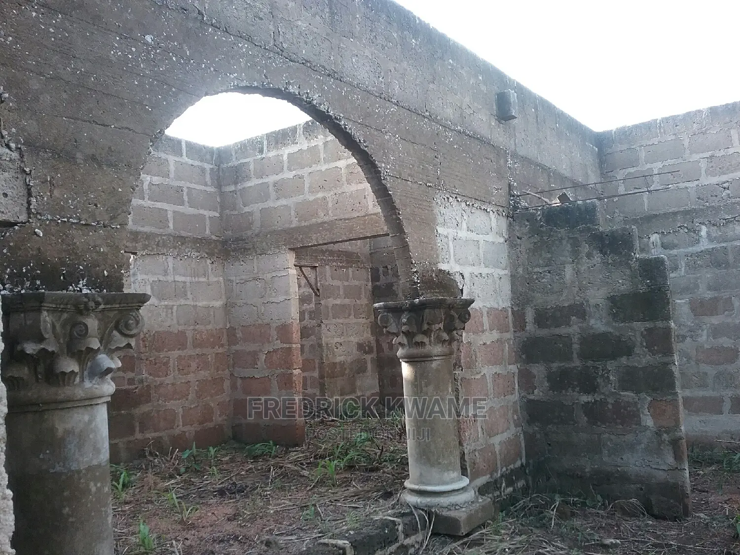 5bdrm House in Brother K Estate, Kumasi Metropolitan for sale