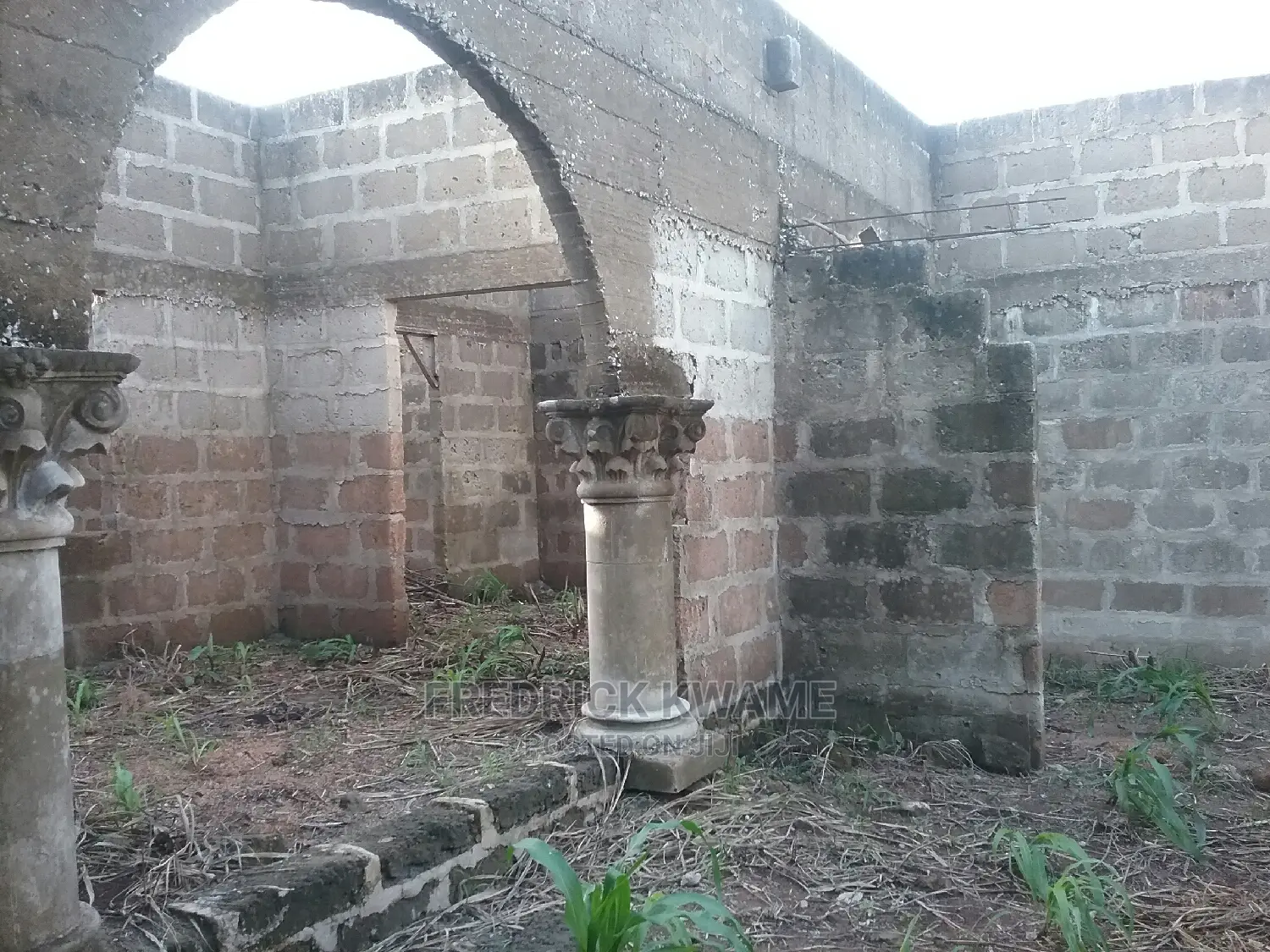 5bdrm House in Brother K Estate, Kumasi Metropolitan for sale