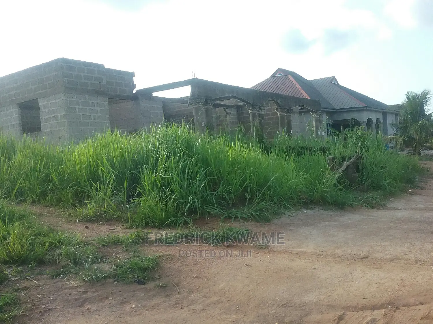 5bdrm House in Brother K Estate, Kumasi Metropolitan for sale