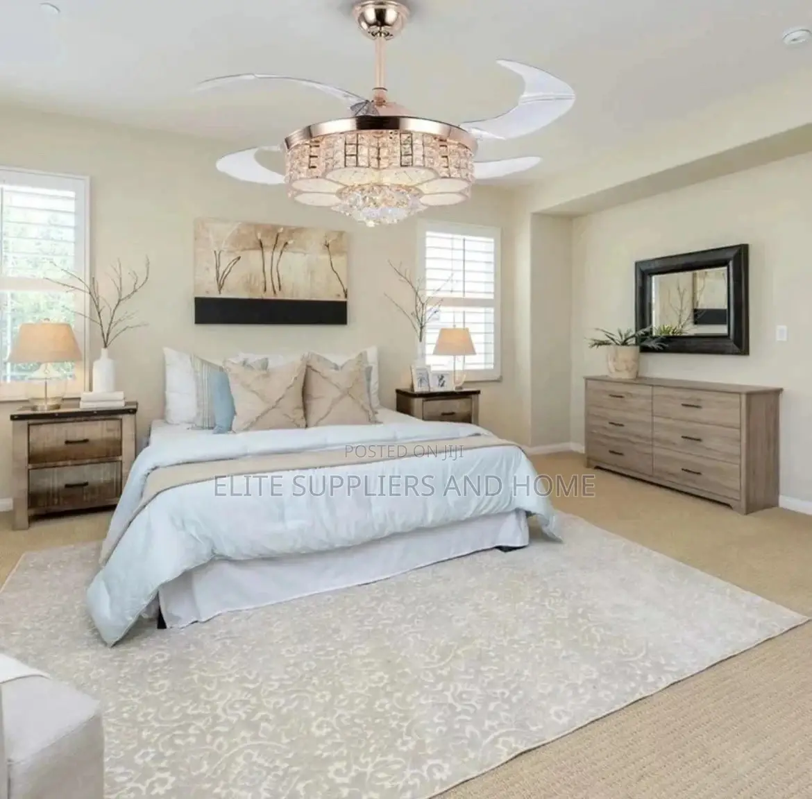Chandelier Light With Foldable Fan