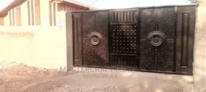 Quality Strong Metal Pushing Gate | Main Entrance Gate
