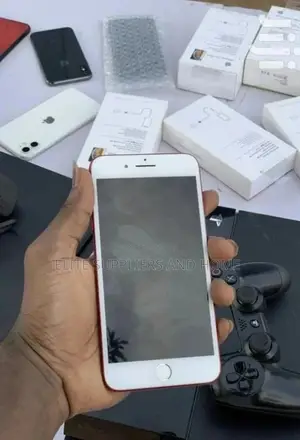 Apple iPhone 7 Plus 128 GB Red