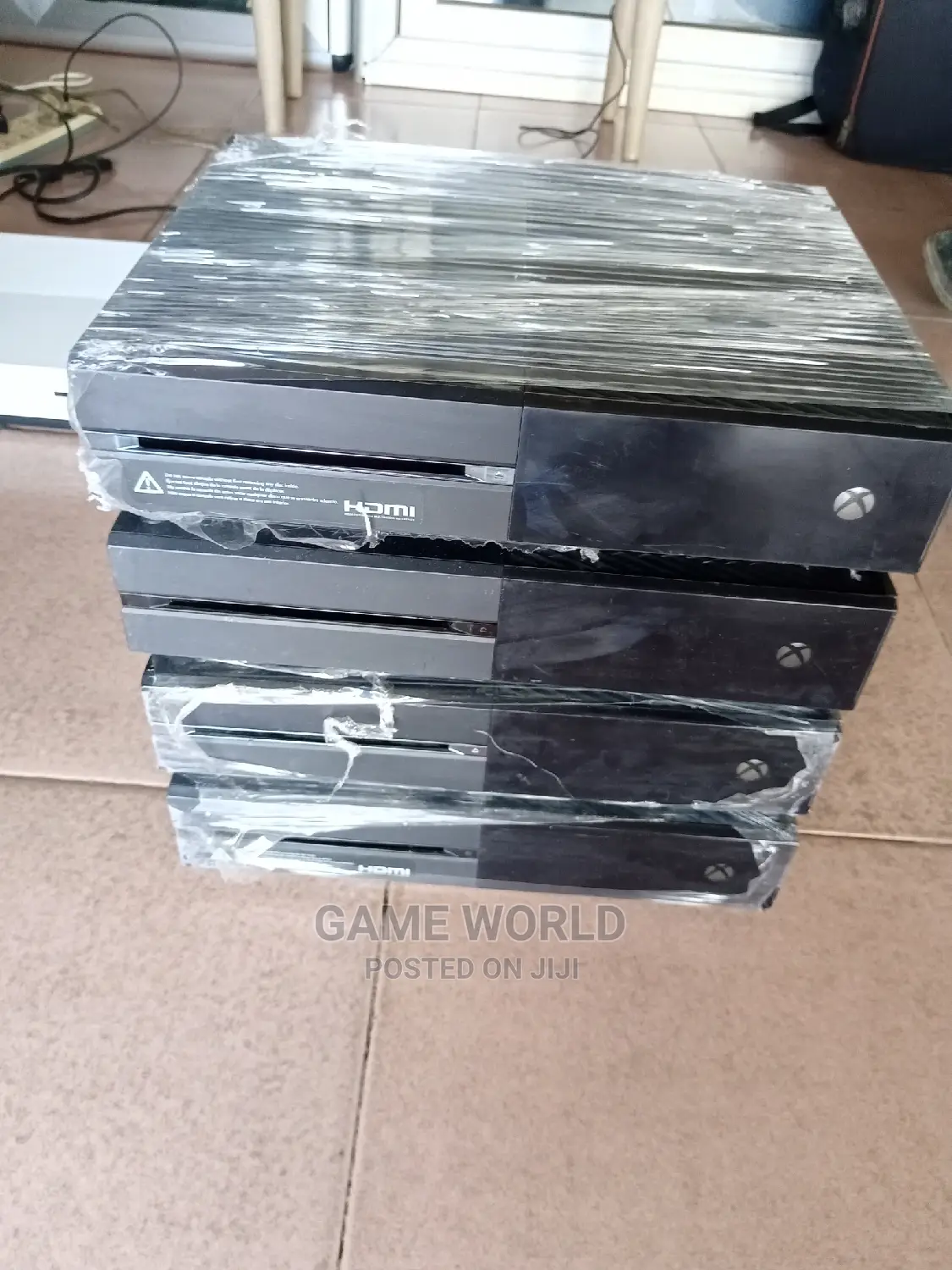 Xbox One, Consoles.