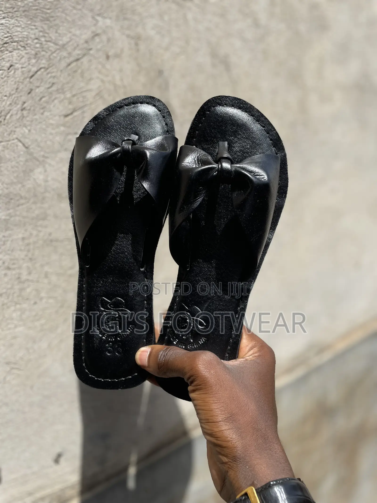 Black Ladies Slippers