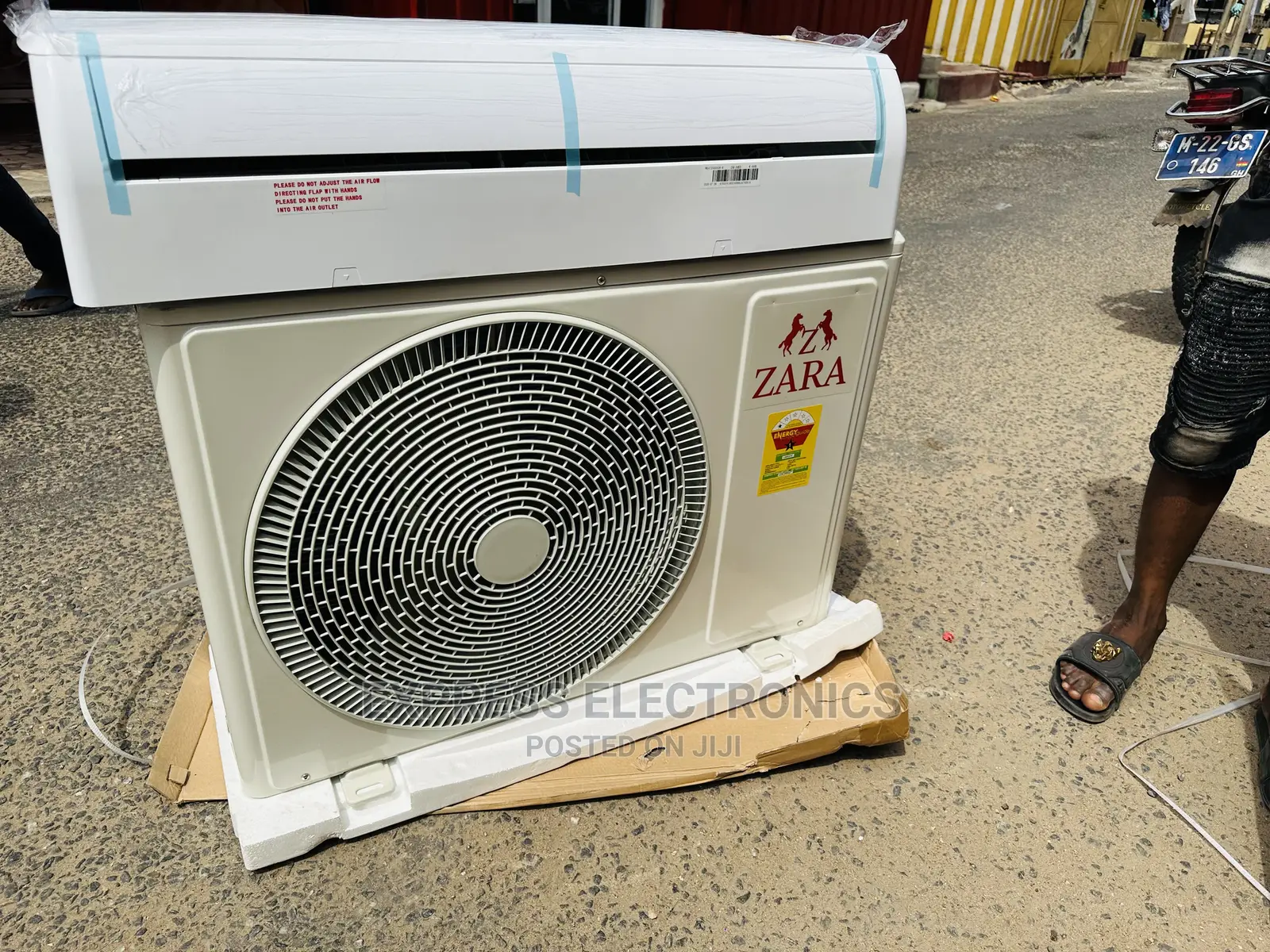 Exquisite Zara White Split 2.0hp