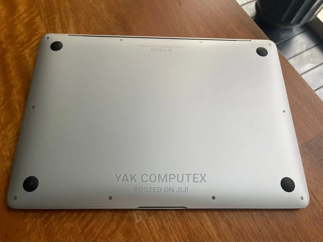 Laptop Apple MacBook Air 2018 16GB Intel Core i5 SSD 250GB