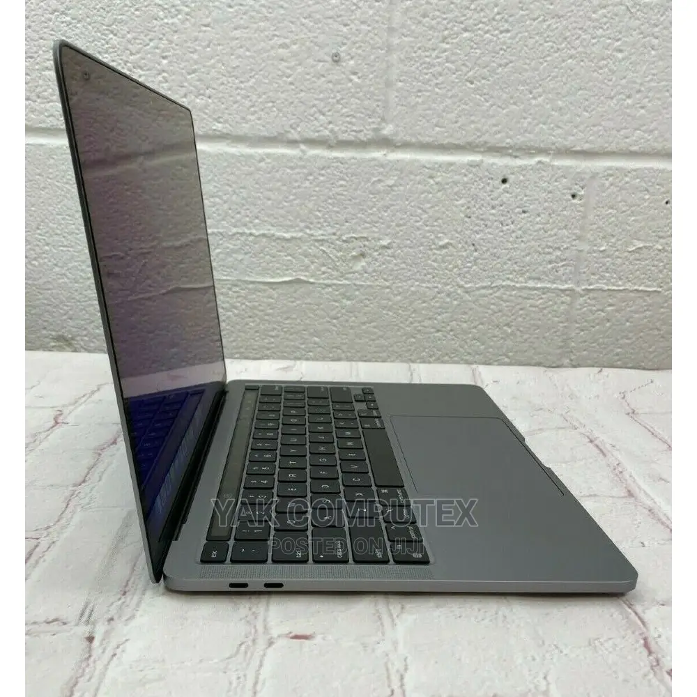 Laptop Apple MacBook Pro 2018 16GB Intel Core i7 SSD 256GB