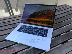 Laptop Apple MacBook Pro 2019 16GB Intel Core i9 SSD 512GB