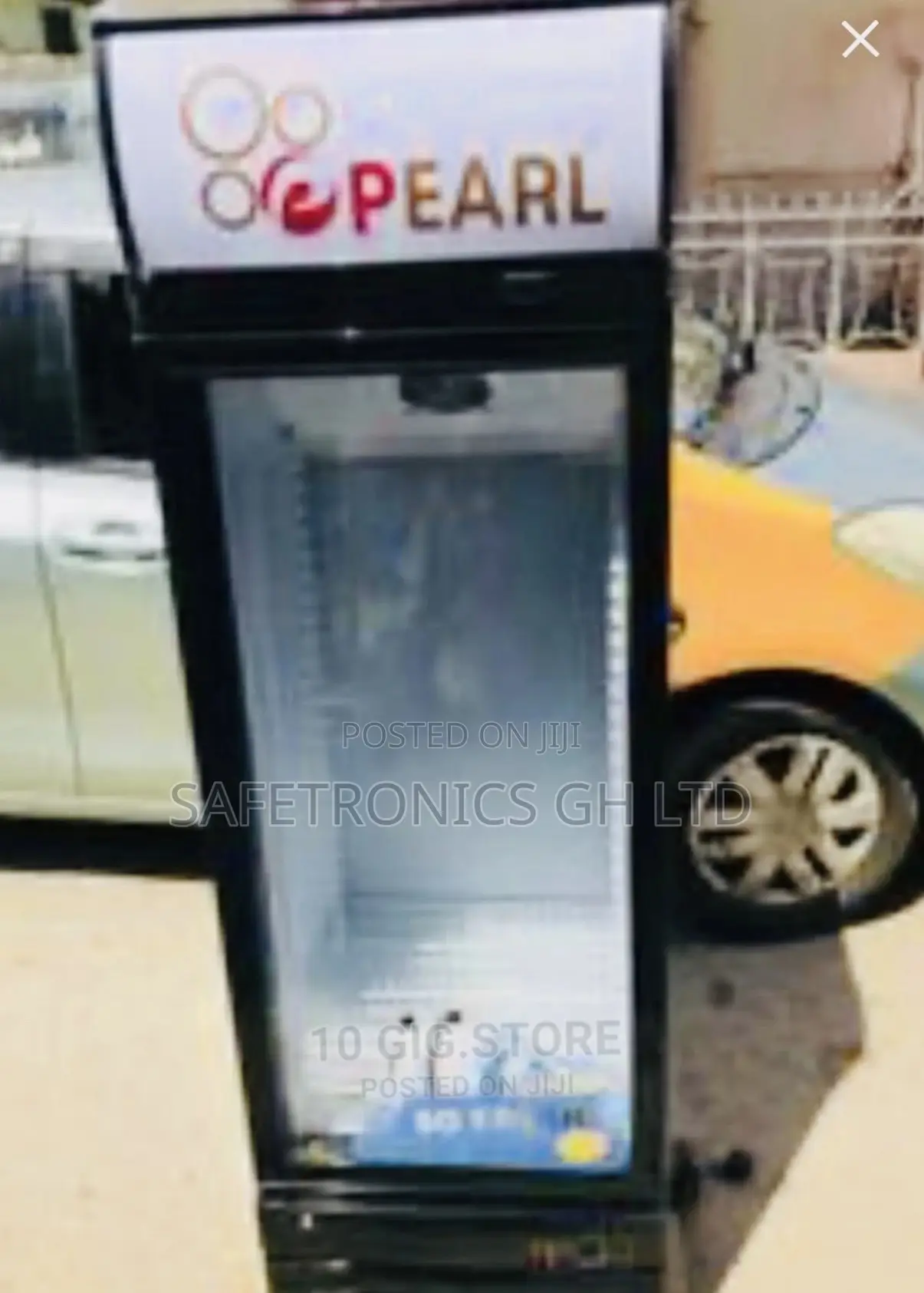 Adorable Pearl PVC 49–. 368 L Display Fridge