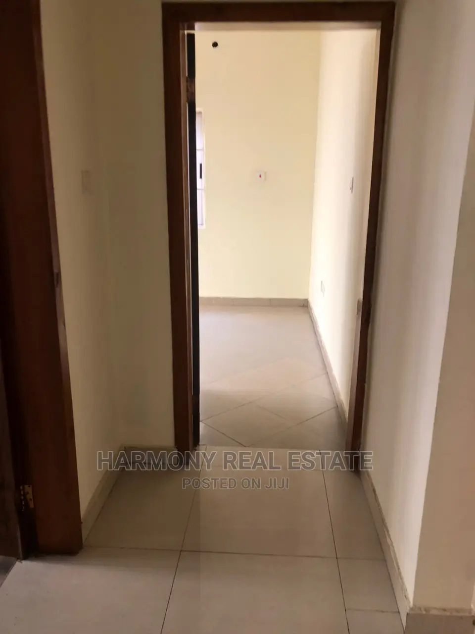 2bdrm Apartment in Kokomlemle for Rent