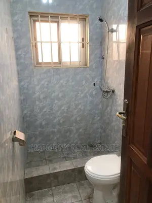 2bdrm Apartment in Kokomlemle for Rent