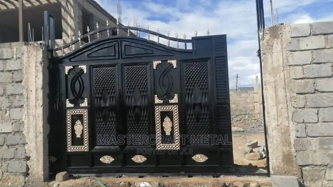 Quality Sliding Doors | Strong Pushing Gates for Sale