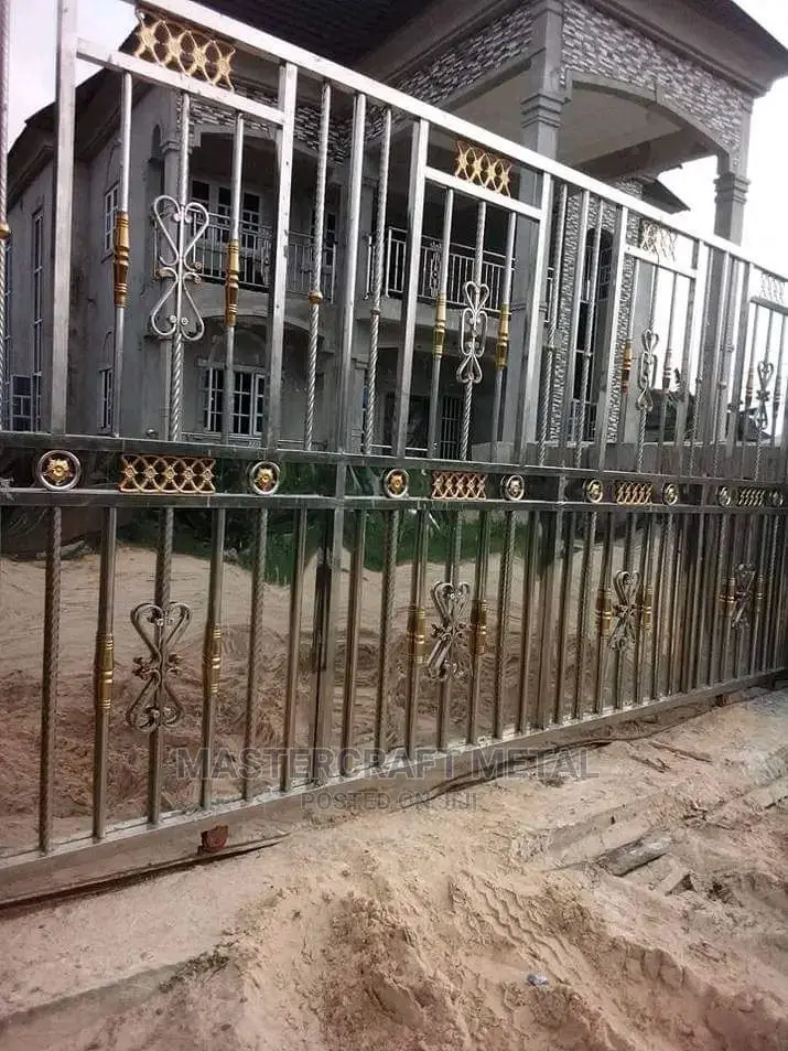 Silver Polishable Stainless Steel Gate