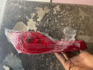 CRV 2017-2019 Back Bumper Reflector