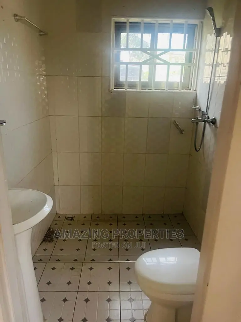 3bdrm House in For Rent 3 Bedrooms for rent