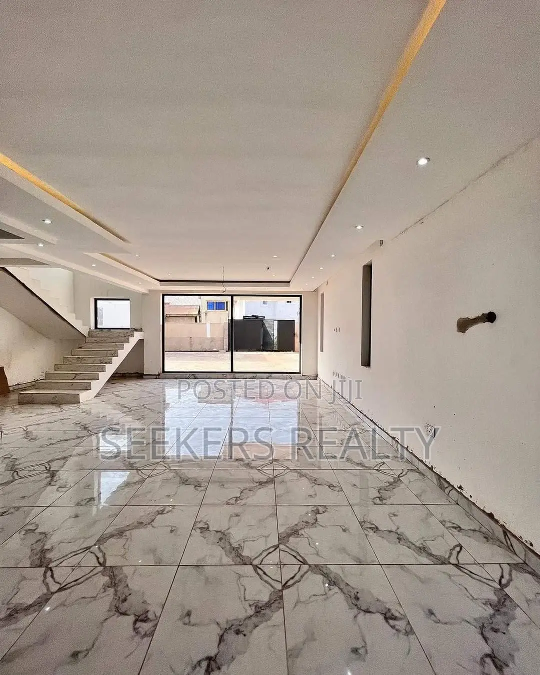 4bdrm House in Seekers Realty, East Legon for Sale
