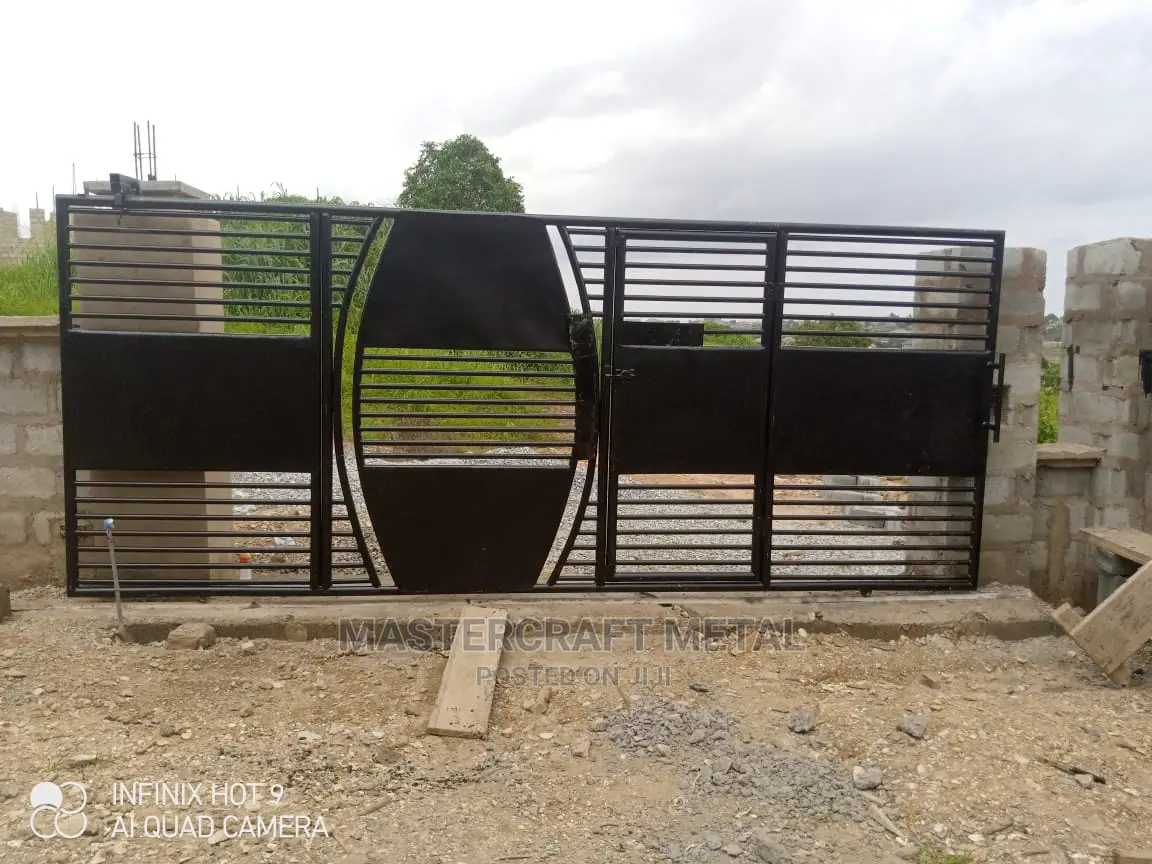 Strong Metal Gate