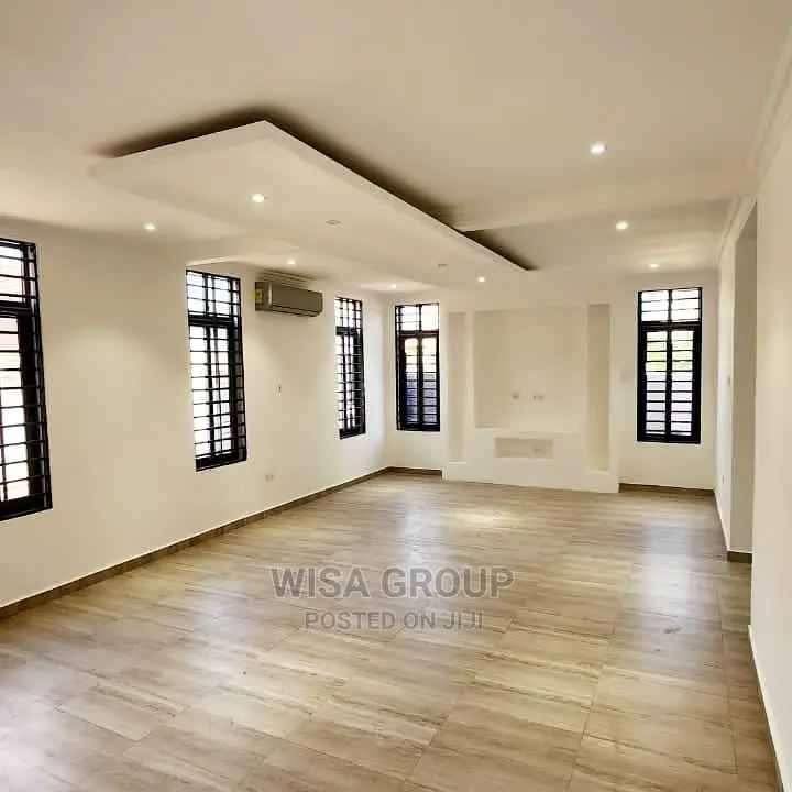 4bdrm Apartment in Accra Metropolitan for Rent