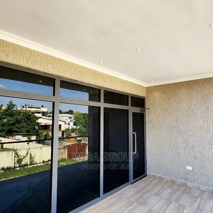4bdrm Apartment in Accra Metropolitan for Rent