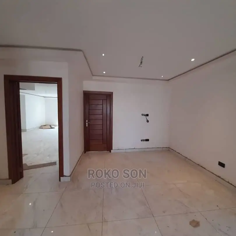 4bdrm Duplex in Dr Roko, Trade Fair for rent