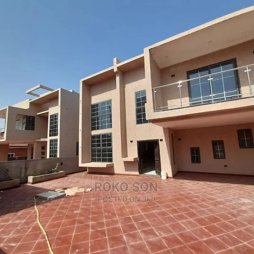 4bdrm Duplex in Dr Roko, Trade Fair for rent