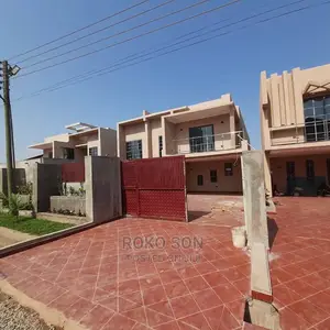 4bdrm Duplex in Dr Roko, Trade Fair for rent