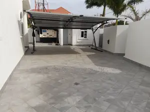 5bdrm Mansion in East Legon for Rent
