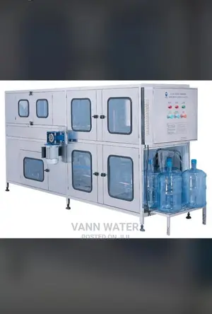 Dispensable Bottles Filling and Capping Machine/Bottle Jar