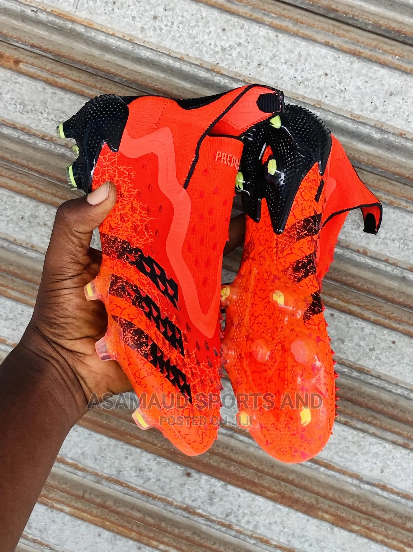 Original Predator Football Boot at Cool Price
