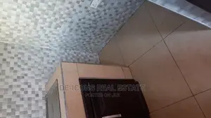 1bdrm Duplex in De-Icons Real Estate, Awutu Senya East Municipal