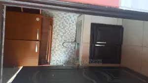 1bdrm Duplex in De-Icons Real Estate, Awutu Senya East Municipal