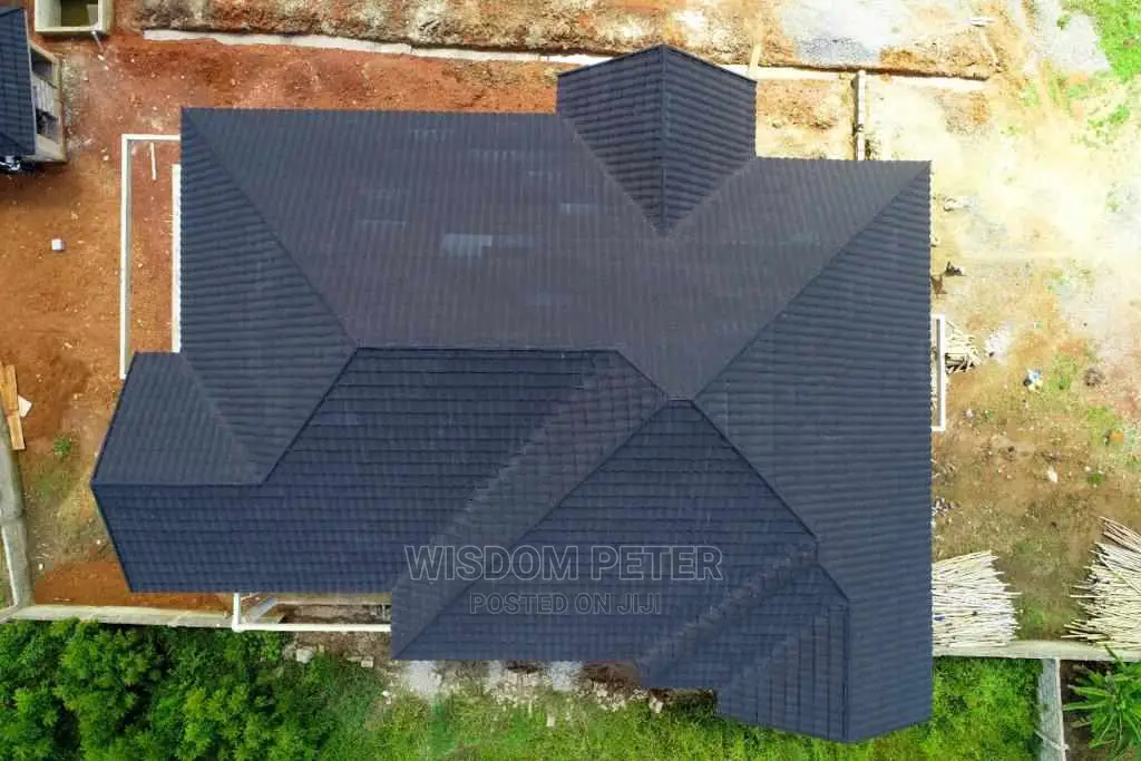 Installation Tille Roofing