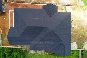 Installation Tille Roofing