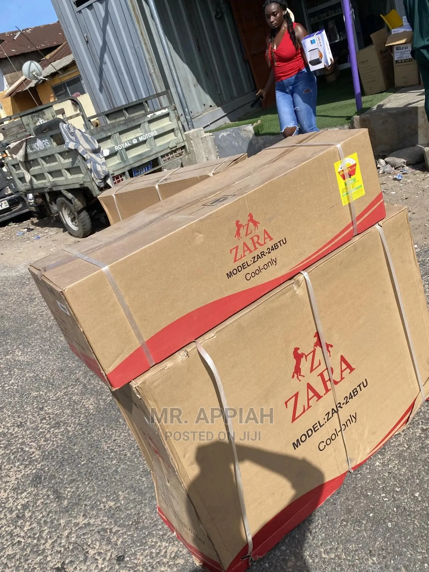 Brand New Zara(2.5hp) Ac Which Has Low Energy Consumption