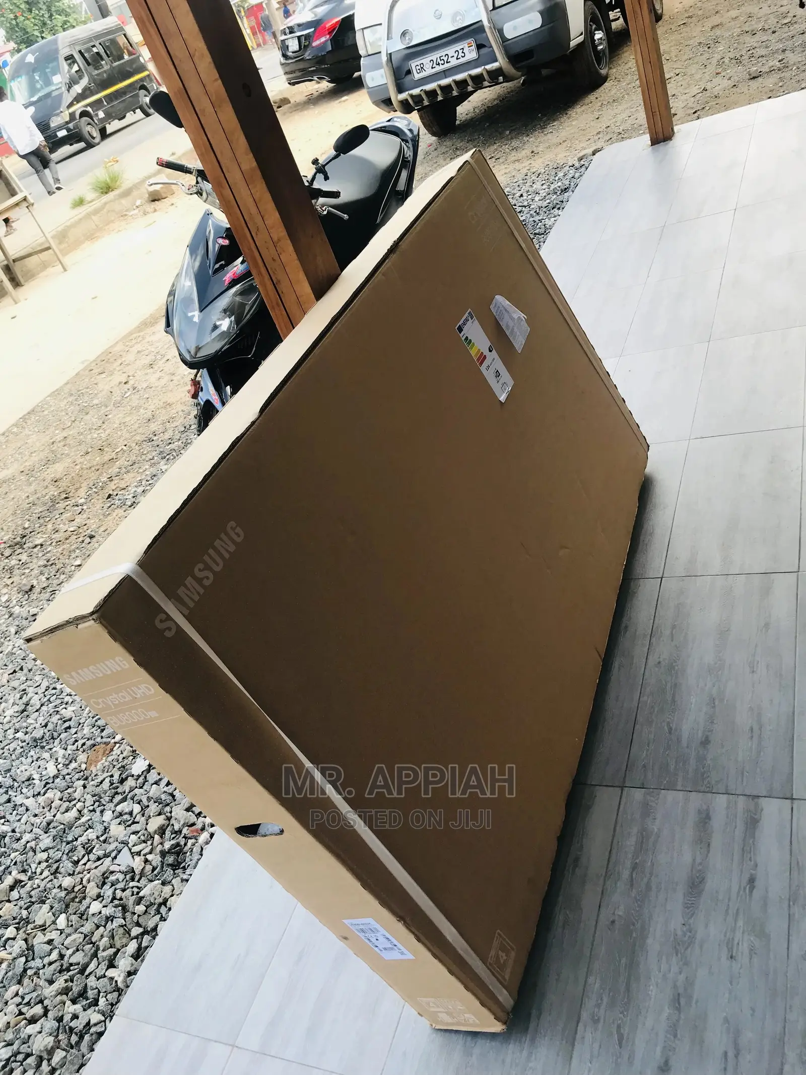 Brand New Samsung LED Tv (65BU8072)