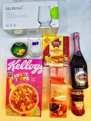 Sips and Sweets Hamper