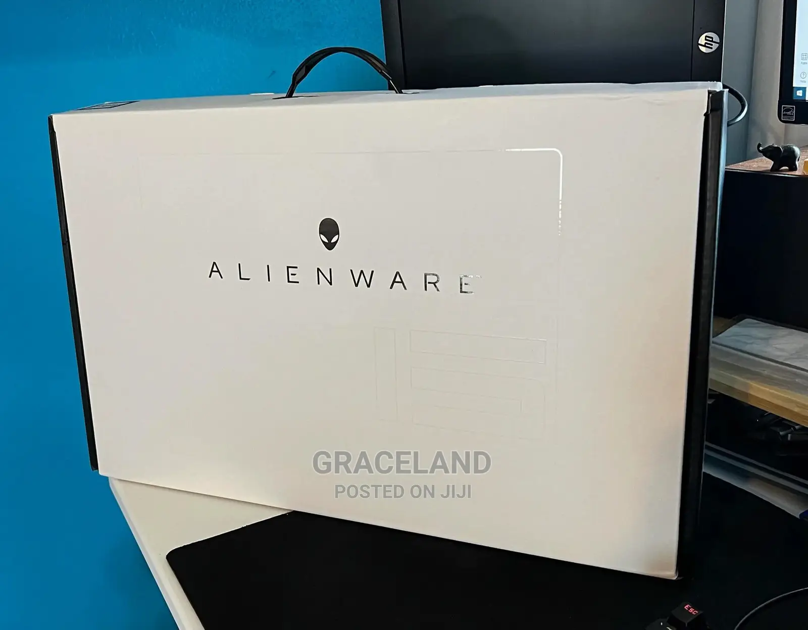 New Laptop Dell Alienware M15 R7 16GB AMD Ryzen 7 SSD 512GB